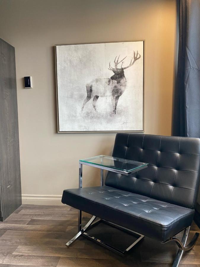 Travelodge By Wyndham Drummondville Zewnętrze zdjęcie