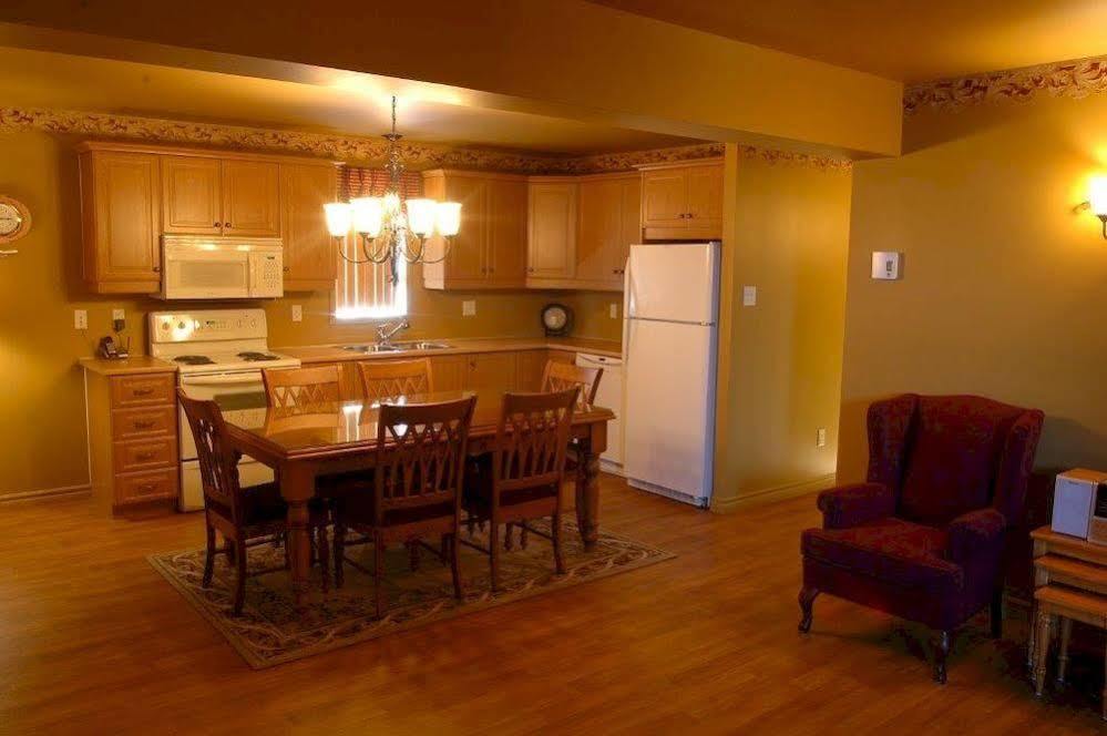 Travelodge By Wyndham Drummondville Zewnętrze zdjęcie